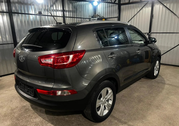 Kia Sportage cena 55900 przebieg: 63000, rok produkcji 2013 z Dobrodzień małe 466